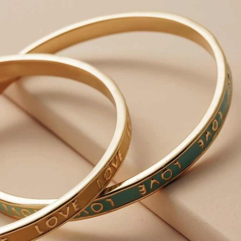 NWOT Lovely 2pc Letter Engraved Bangle Bracelet - Picture 2 of 7